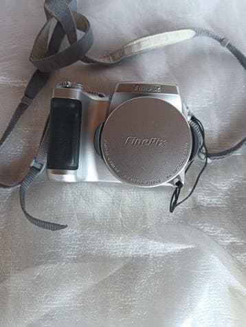 Fuji S304 Digitale camera, Nieuw