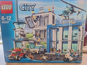 Lego Set - 60047 - City - 60047 Police Station in nieuwstaat