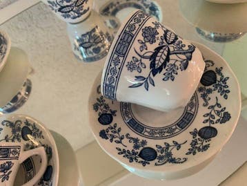 Royal Art Pottery - Koffie- en theeservies (13) - Porselein,