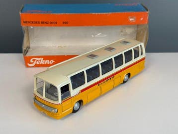 Tekno 1:43 - Bus miniature - Mercedes Benz 0302 Ref 950 -