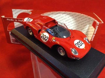 Best Box 1:43 - Model raceauto - ref. #9268 Ferrari 275P2, Nieuw