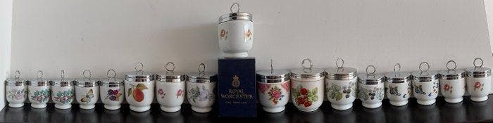 Royal Worcester, Wedgwood - Ontbijtservies (17) - Porselein, Antiquités & Art, Antiquités | Meubles | Tables