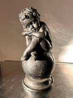 Figuur - Putto in Ghisa Provenienza Francia -Scultura