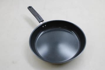 Fiskars RVS Pan 28cm | 35% korting | Retour deal (koekenpan), Verzenden, Nieuw, Inox