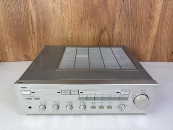 Yamaha - A-700 Stereo Amplifier Solid state versterker, Nieuw
