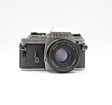 Nikon FG + Series E 50mm f/1.8 Analoge camera