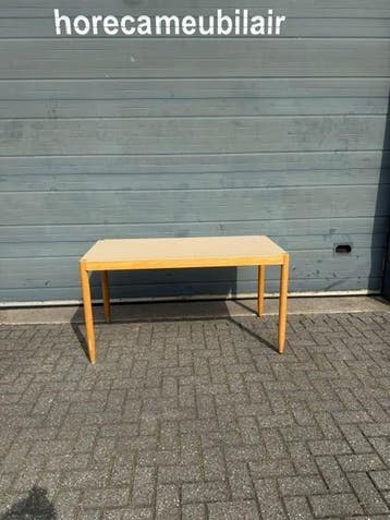 Gebruikte Casala Tafel - T1671, Maison & Meubles, Ophalen