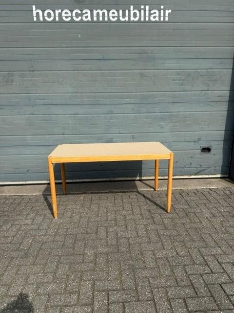 Gebruikte Casala Tafel - T1671, Maison & Meubles, Tables | Tables à manger, Enlèvement