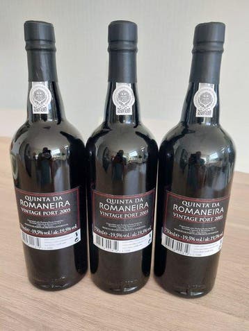 2005 Quinta da Romaneira - Vintage Port - Douro - 3 Flessen, Verzamelen, Nieuw
