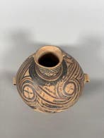 Yangshao Terracotta Vaas van gebakken aardewerk,