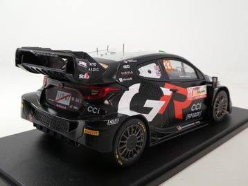 IXO 1:18 - Modelauto - Toyota GR Yaris Rally 1 Hybrid No.33