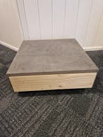 Laag verrijdbaar meubel 67x69x26cm hout gebruikt, Ophalen of Verzenden