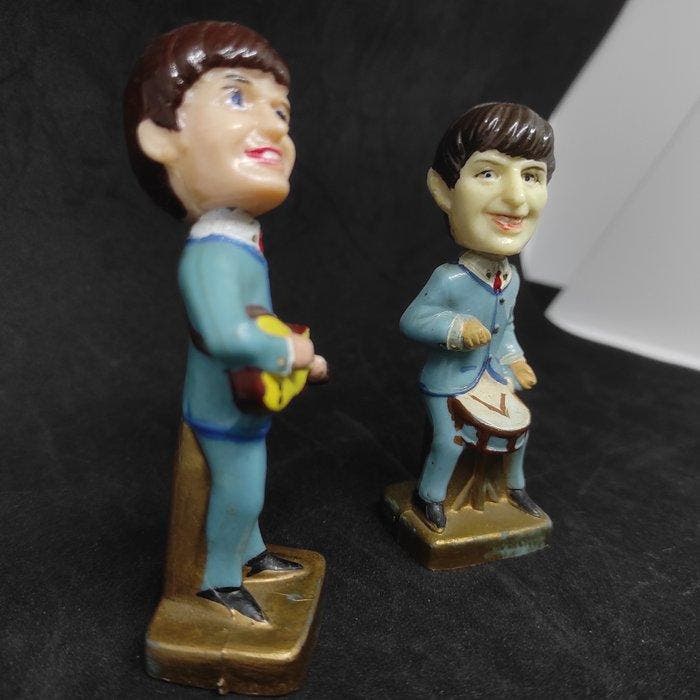 Beatles - 2 figuren bobblehead - gemaakt van kunststofhars, Cd's en Dvd's, Vinyl Singles