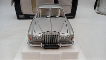 Paragon 1:18 - Voiture miniature - Rolls Royce Silver Shadow, Hobby & Loisirs créatifs