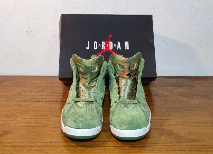 NIKE JORDAN MVP Sky J - Light Olive/Bright Mandarin - Suede, Kleding | Heren, Schoenen