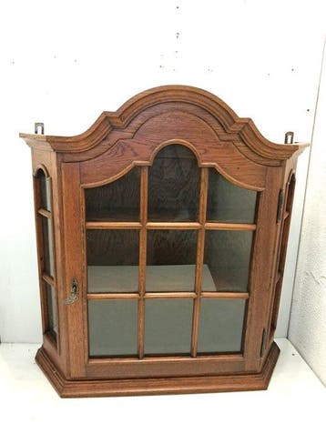 Vitrinekast - Eik - 68 cm 10,1 kg