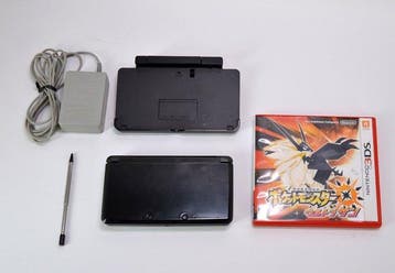Nintendo - 3DS - Nintendo 3DS Cosmo Black Console with