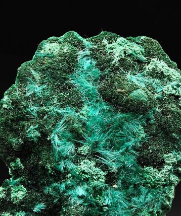 Zeldzame brochantiet met groene malachiet, kristalnaalden., Verzamelen