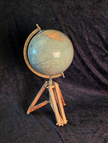 Globe - Vintage Driepoot Globus - 2000-2010