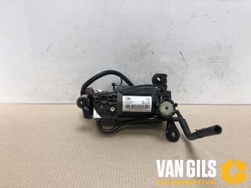 Hydrauliek pomp Audi A8 O238202, Nieuw