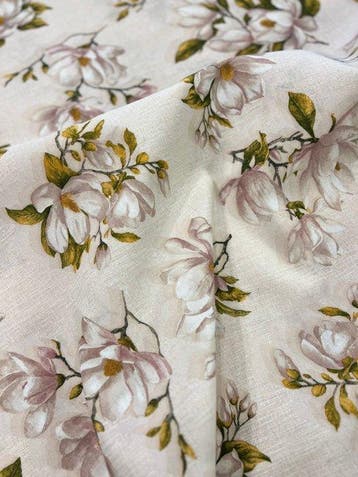 Tissu élégant à motif Sanderson avec des fleurs de magnolia