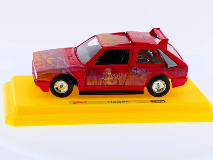 Schaal 1:24 Bburago Lancia Delta S4 Tigger Disney Collect..., Hobby & Loisirs créatifs, Voitures miniatures | 1:24, Enlèvement ou Envoi