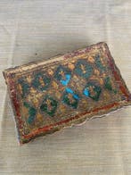 Collectie merkartikelen - Houten doos en parelmoer