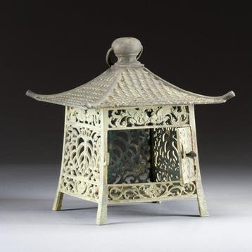 Lanterne suspendue du temple - Bronze - Japon - Période