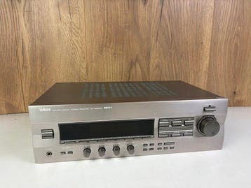 Yamaha - RX-496 RDS Solid state stereo receiver