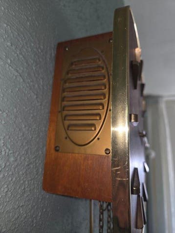 Wandklok - Junghans - Vintage fineerhout met messing -, Antiek en Kunst