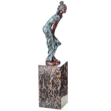 Figuur - Grün Patinierte Bronzefigur Frau mit Rock NO
