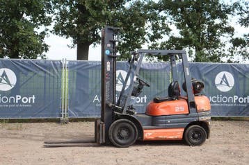 Veiling: Heftruck Toyota 42-6FGF25 LPG 2500kg 4.0m 1998, Zakelijke goederen, Ophalen