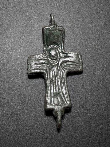 Middeleeuwen, kruisvaardersperiode Bronzen helft van een, Antiek en Kunst