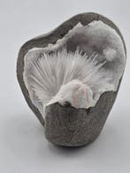 scoleciet Geode - Hoogte: 7 cm- 230 g, Verzamelen, Mineralen en Fossielen
