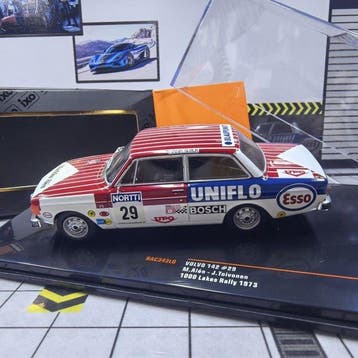 IXO 1:43 - Voiture miniature - Volvo 142 #29