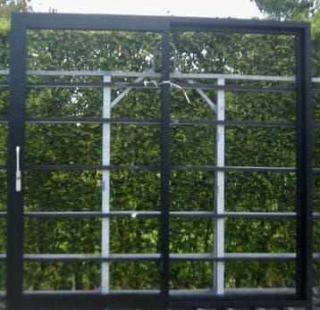 aluminium schuifraam , schuifdeur  , pui 250 x 240 zwart, 225 cm of meer, Ophalen of Verzenden, Inclusief glas, Nieuw