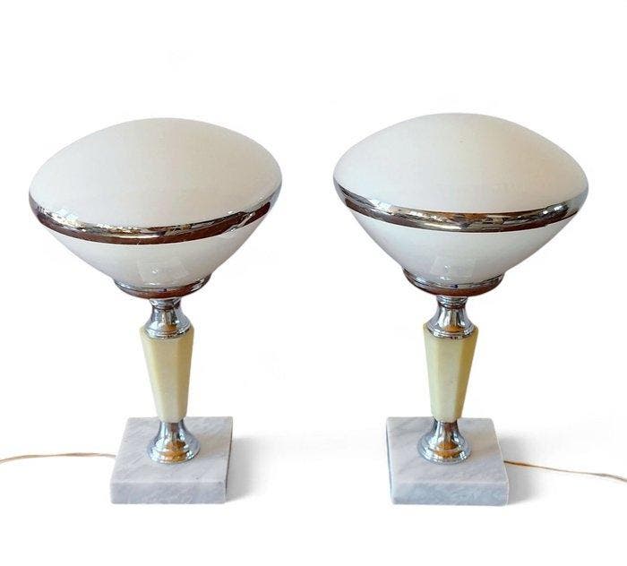 Tafellamp (2) - gechromeerd metaal, marmer,kristal, Antiquités & Art, Antiquités | Éclairage