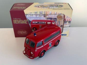 Corgi 1:43 - Model bestelwagen - Peugeot D3A Commune de, Hobby en Vrije tijd, Nieuw
