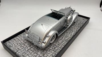 Minichamps 1:18 - Voiture miniature - Dusenberg SJN, Nieuw