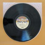 KISS - “Dynasty” LP Vinyl Record — Japanese Pressing with, Cd's en Dvd's, Nieuw in verpakking