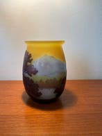 Emile Gallé - Vase - Verre - Vase Gallé montagnes, Antiek en Kunst
