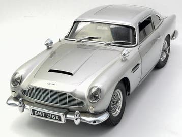 Eaglemoss 1:8 - Modelauto - Aston Martin DB5 James Bond 007, Nieuw