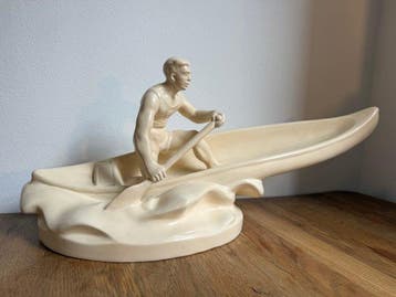 Jihokera Bechyn - Beeldje - Canoeist in a Boat – Large
