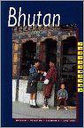 Bhutan / Landenreeks 9789068323580 R. Crins, Verzenden, Zo goed als nieuw, R. Crins