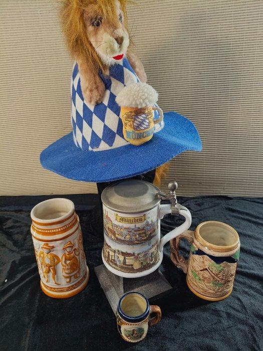 Seltmann Weiden - Bierpul (4) - Geglazuurde en geëmailleerde, Antiquités & Art, Antiquités | Jouets