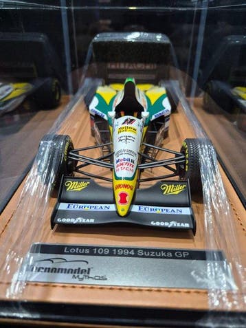 Tecnomodel 1:18 - Model sportwagen - Lotus 109 1994 GP Japan