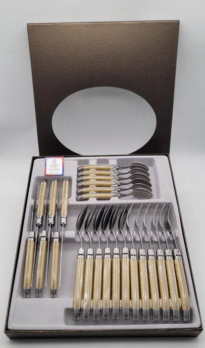 Laguiole - Jean Néron - Bestekset voor 6 personen (24) - ABS, Antiquités & Art, Antiquités | Meubles | Tables