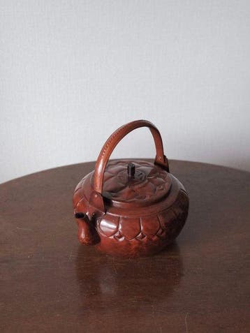 Theepot - Japans koperen theewaterpot met lotuspatroon