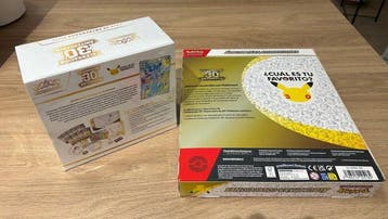 Pokémon - 2 Box - ETB 30 aniversario y Álbum para, Nieuw
