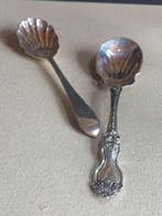 Towle & Jones. - Lepel (2) - .925 zilver, Antiek en Kunst